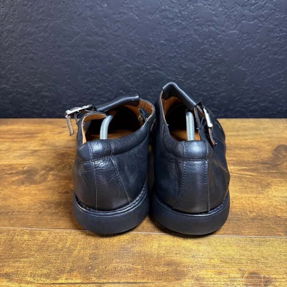 Clarks 35109 Black Leather Fisherman Sandals Buckle Made in Brazil Mens 12M‎